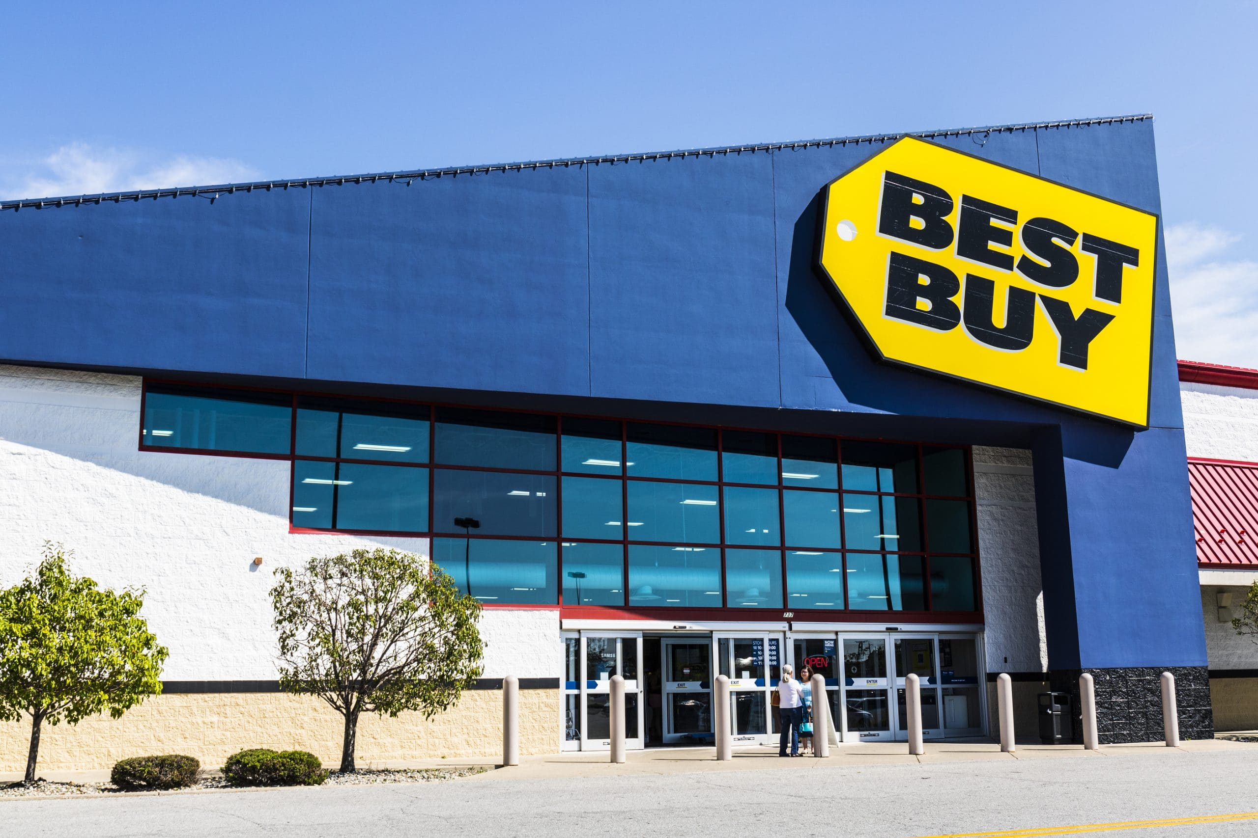 How to earn Best Buy rewards points on a budget