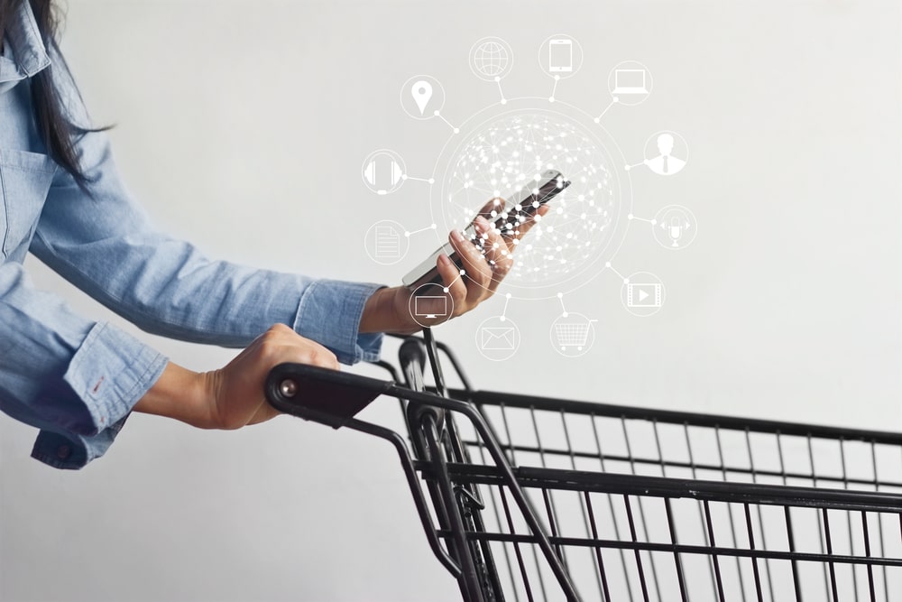 3 ways to provide a seamless omnichannel retail experience