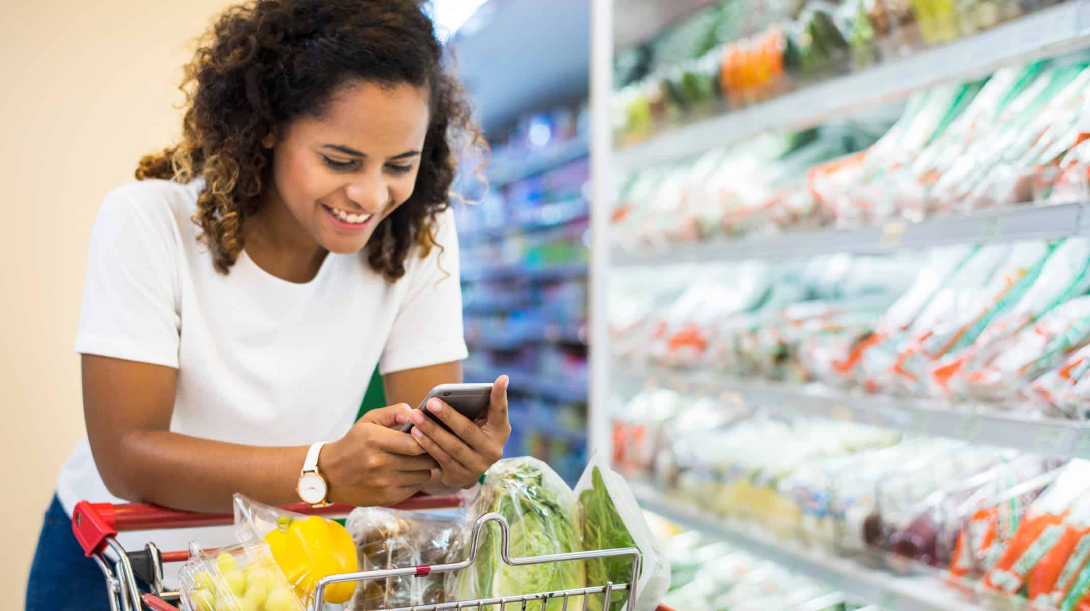 Top 6 benefits of mobile marketing in retail: Everything you need to know for 2021